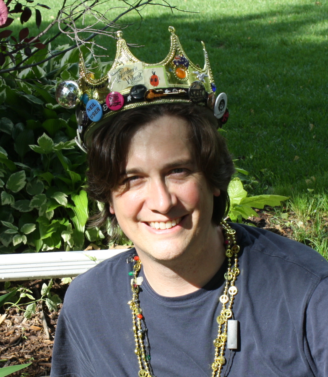 Photo of Dave Green wearing the ROTM crown